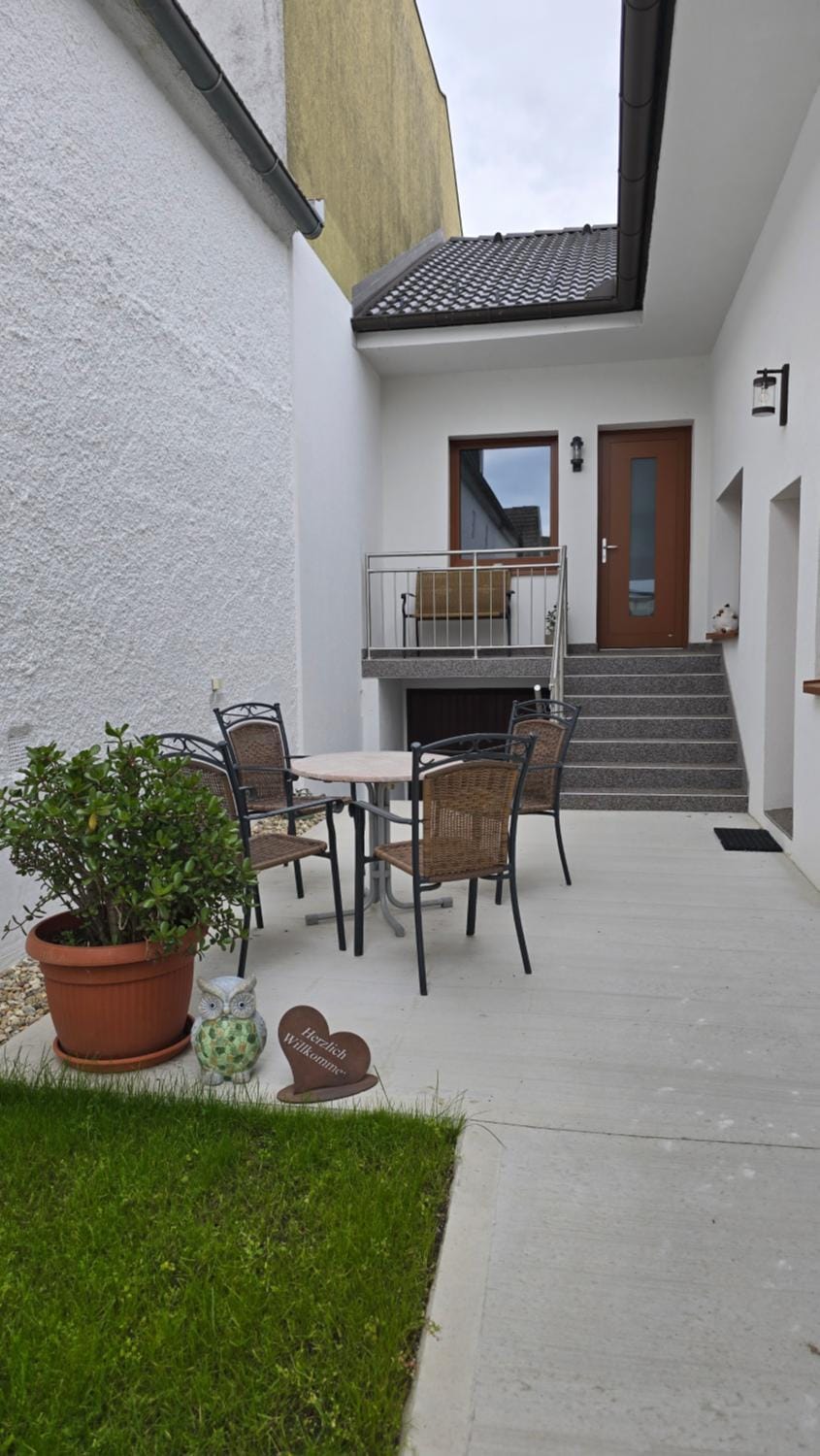 Patio, Balcony/Terrace