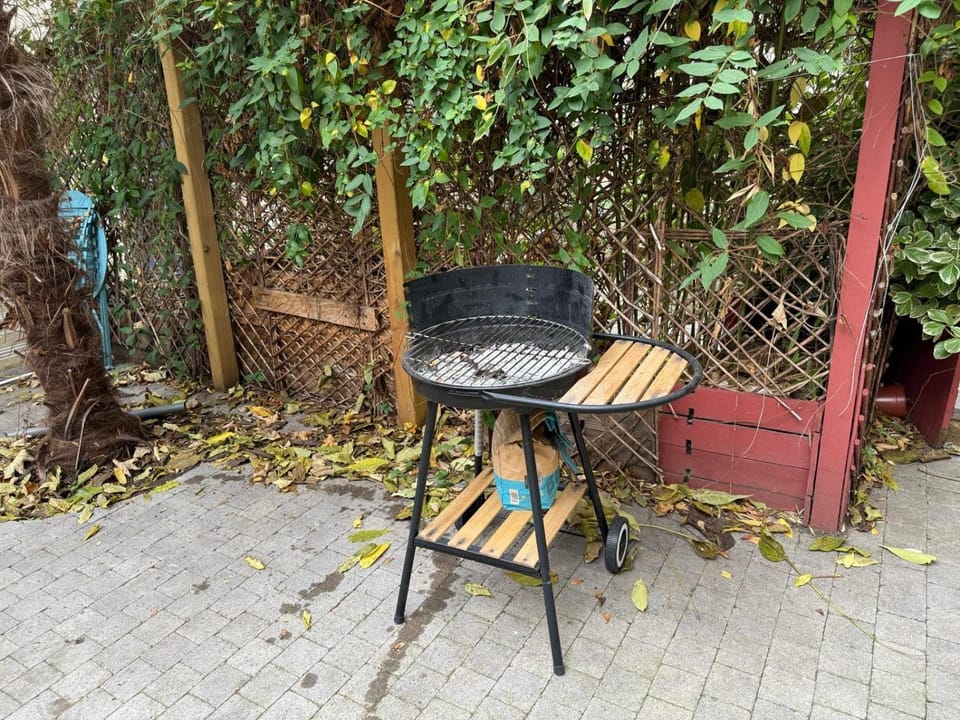 Patio, BBQ facilities, BBQ facilities