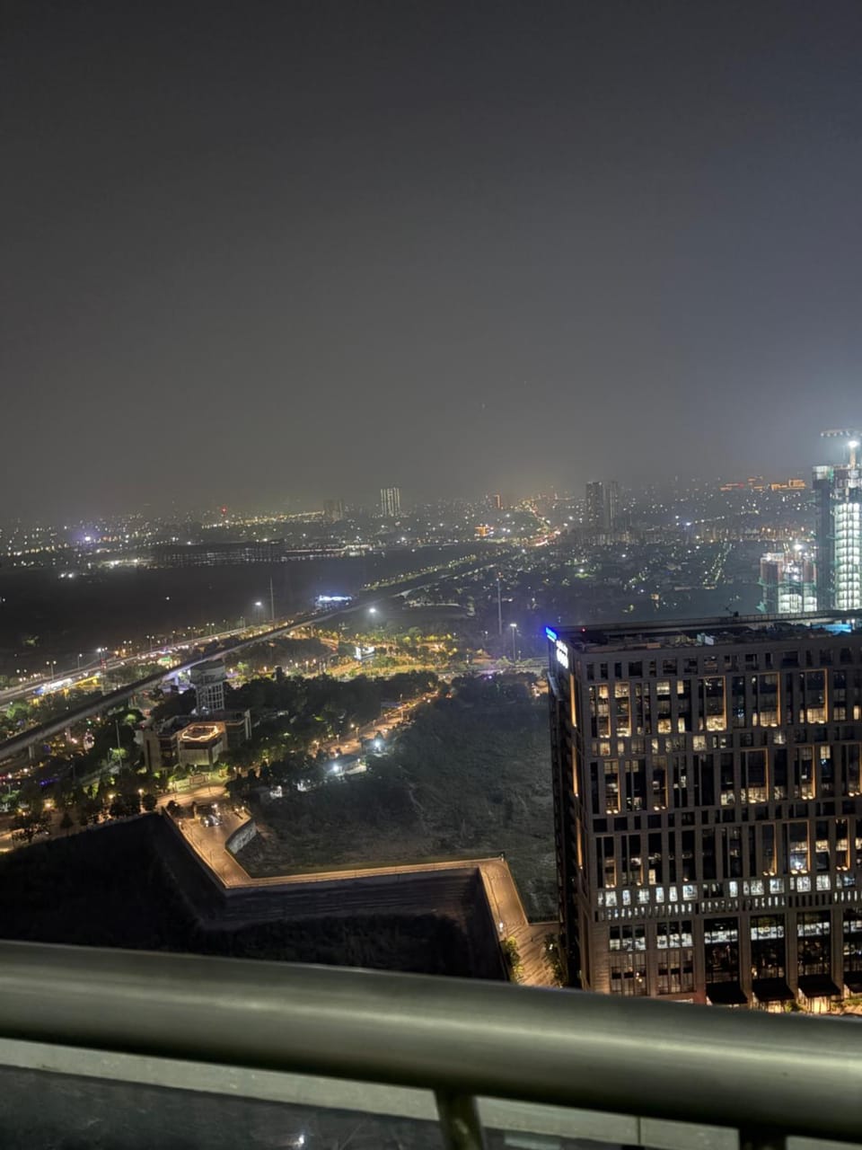Skyvera stay at Supernova Apartment hotel in Noida