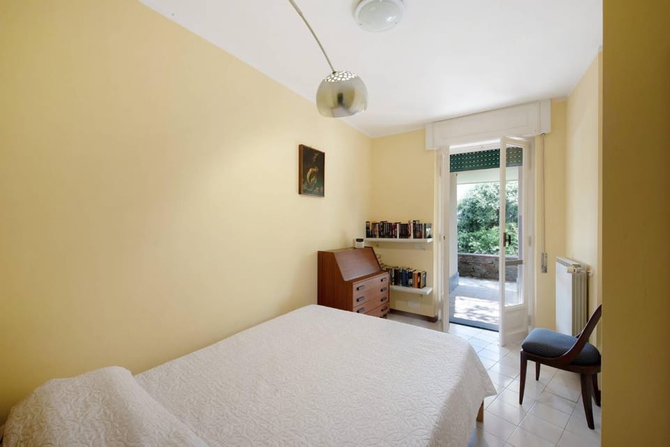 Property building, Living room, Bedroom