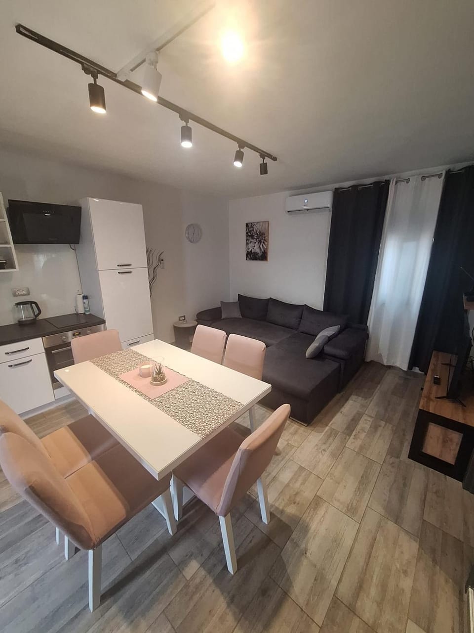 Paola Apartment in Šibenik-Knin County, Croatia