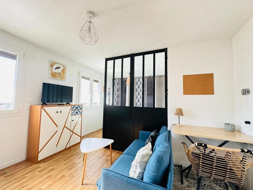 Tropical Haven - Gare Proche - Climatisation Apartment in Nouvelle-Aquitaine
