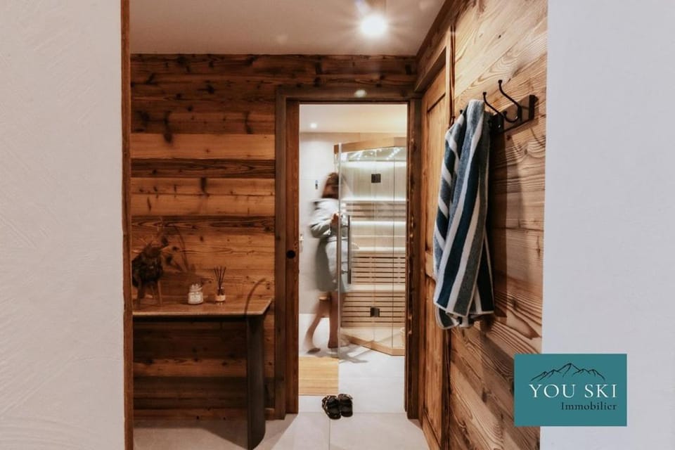 Sauna, Sauna, Bathroom, towels