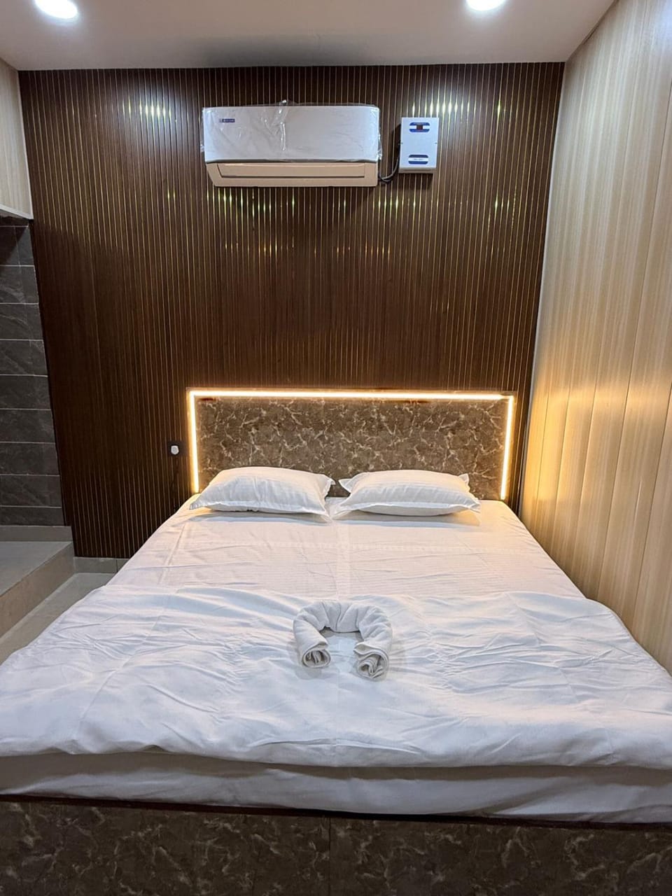 Hotel 7 star Apartment in Ludhiana