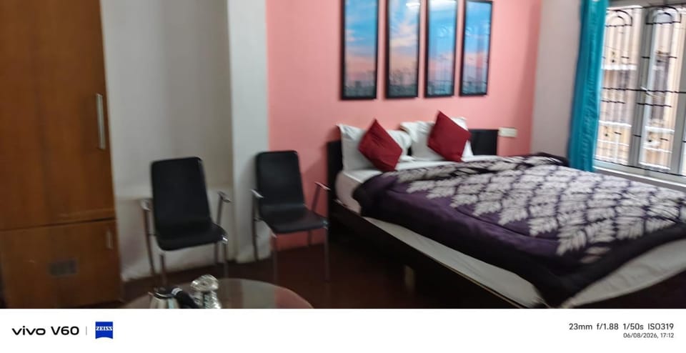 Red house Vacation rental in Ooty