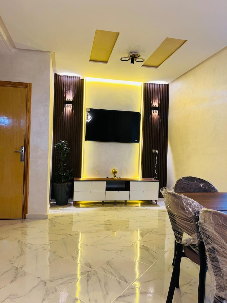 Modern & Cozy Apartment Quiet Residence Wi-Fi Apartment in Meknes