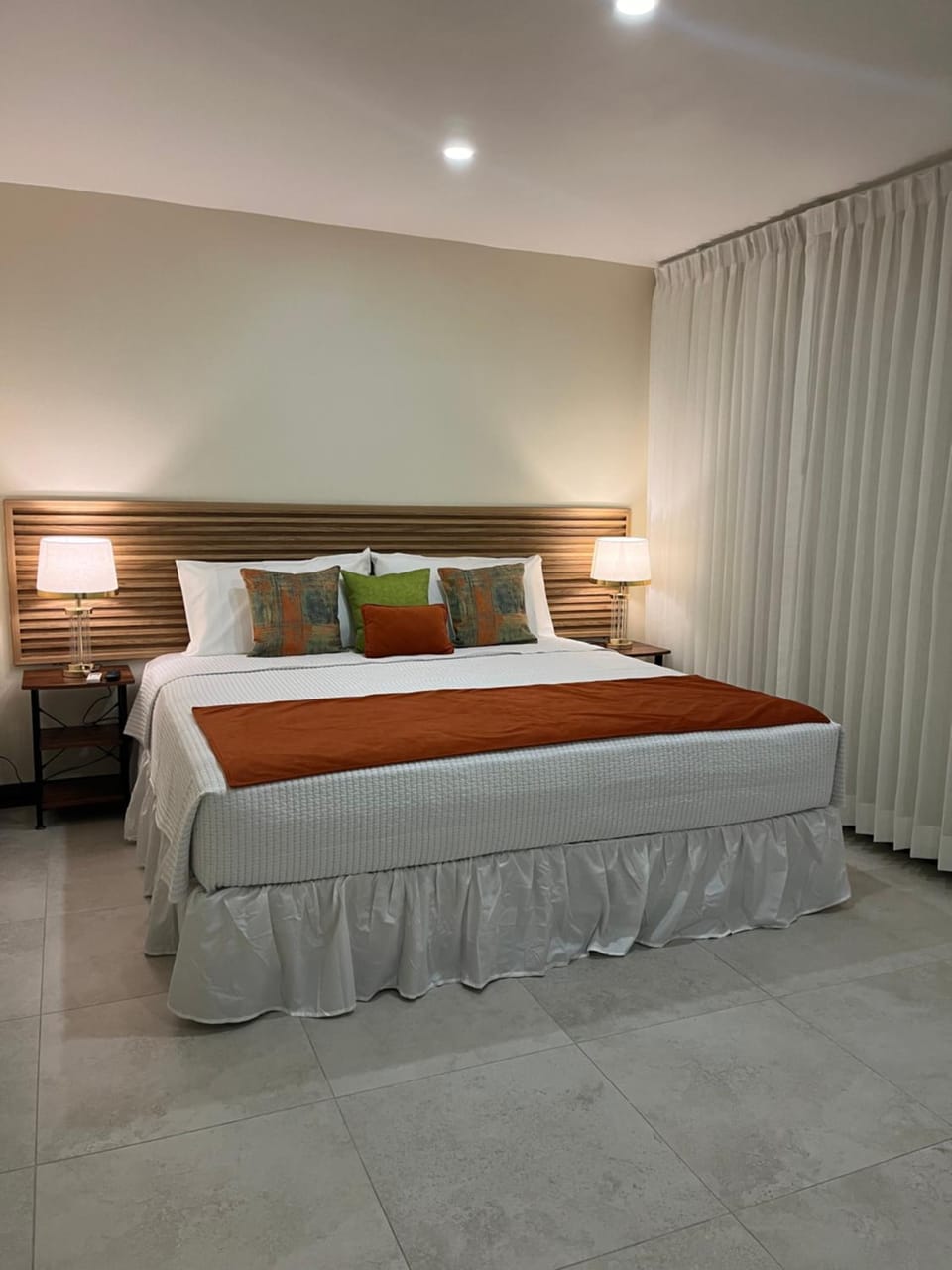 Photo of the whole room, Bedroom