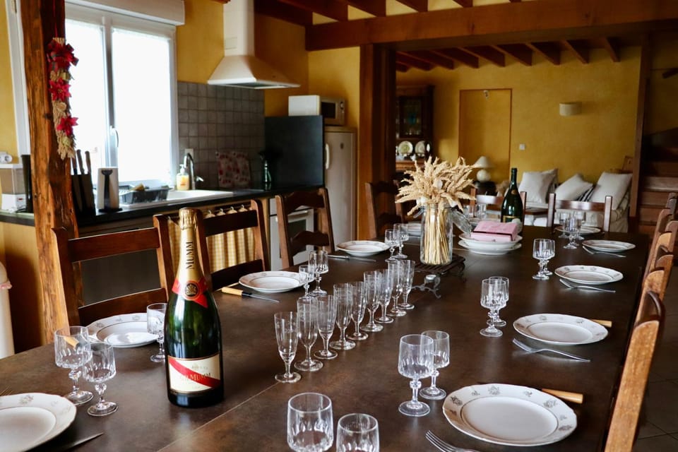 Banquet/Function facilities, Communal kitchen, kitchen