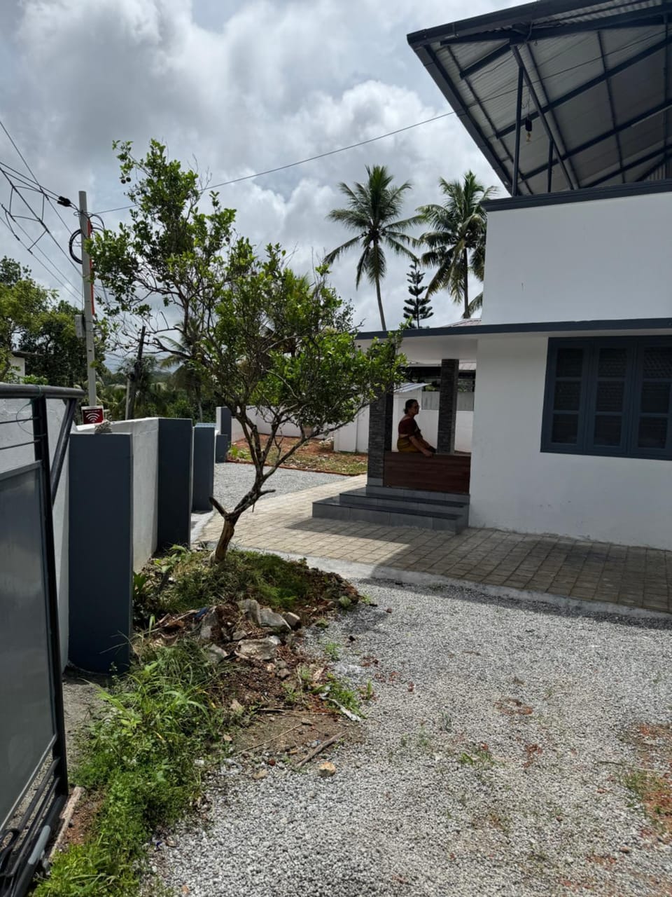 Malhar Apartment in Thiruvananthapuram