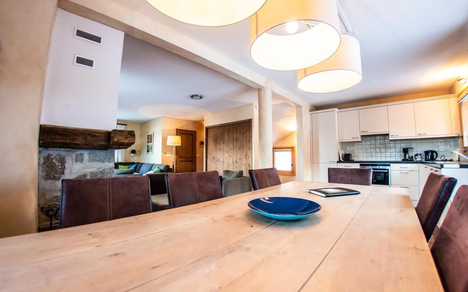 Six-room chalet for 10 persons House in Saint-François-Longchamp
