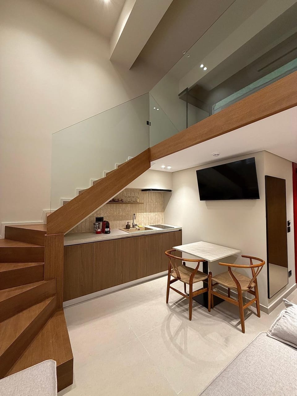 TV and multimedia, Living room, Dining area