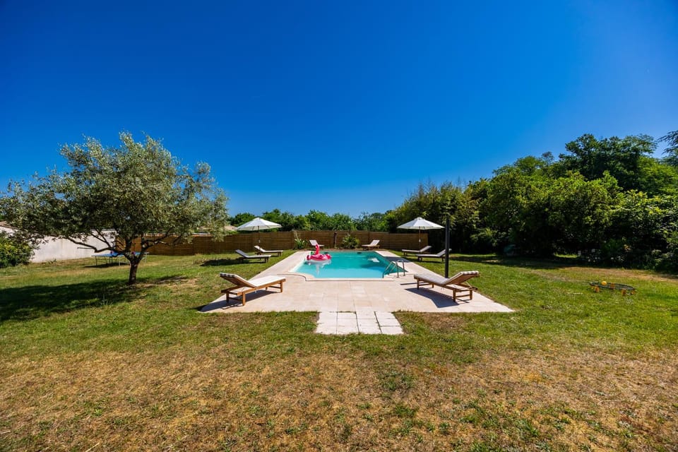 Le Cottage House in Nouvelle-Aquitaine