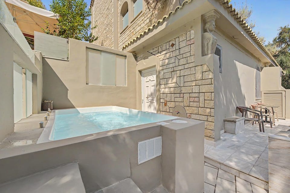 Doliva Studio 6 with private pool Apartment in Peloponnese, Western Greece and the Ionian