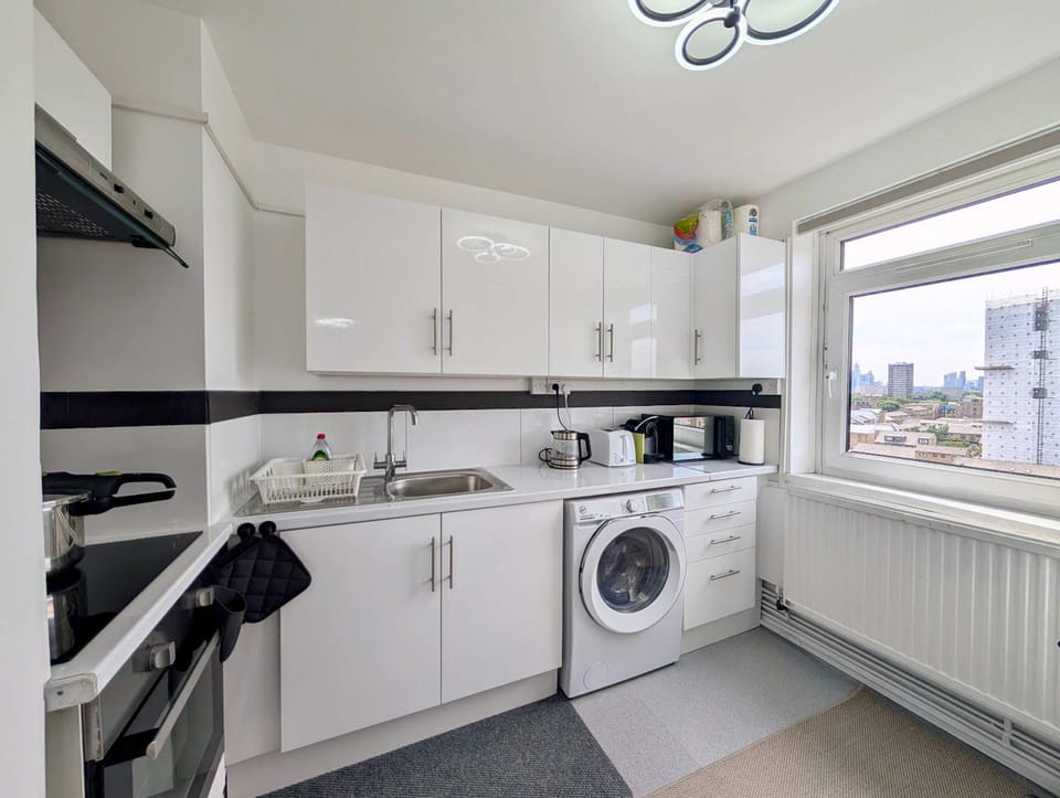 dishwasher, oven, toaster, washing machine