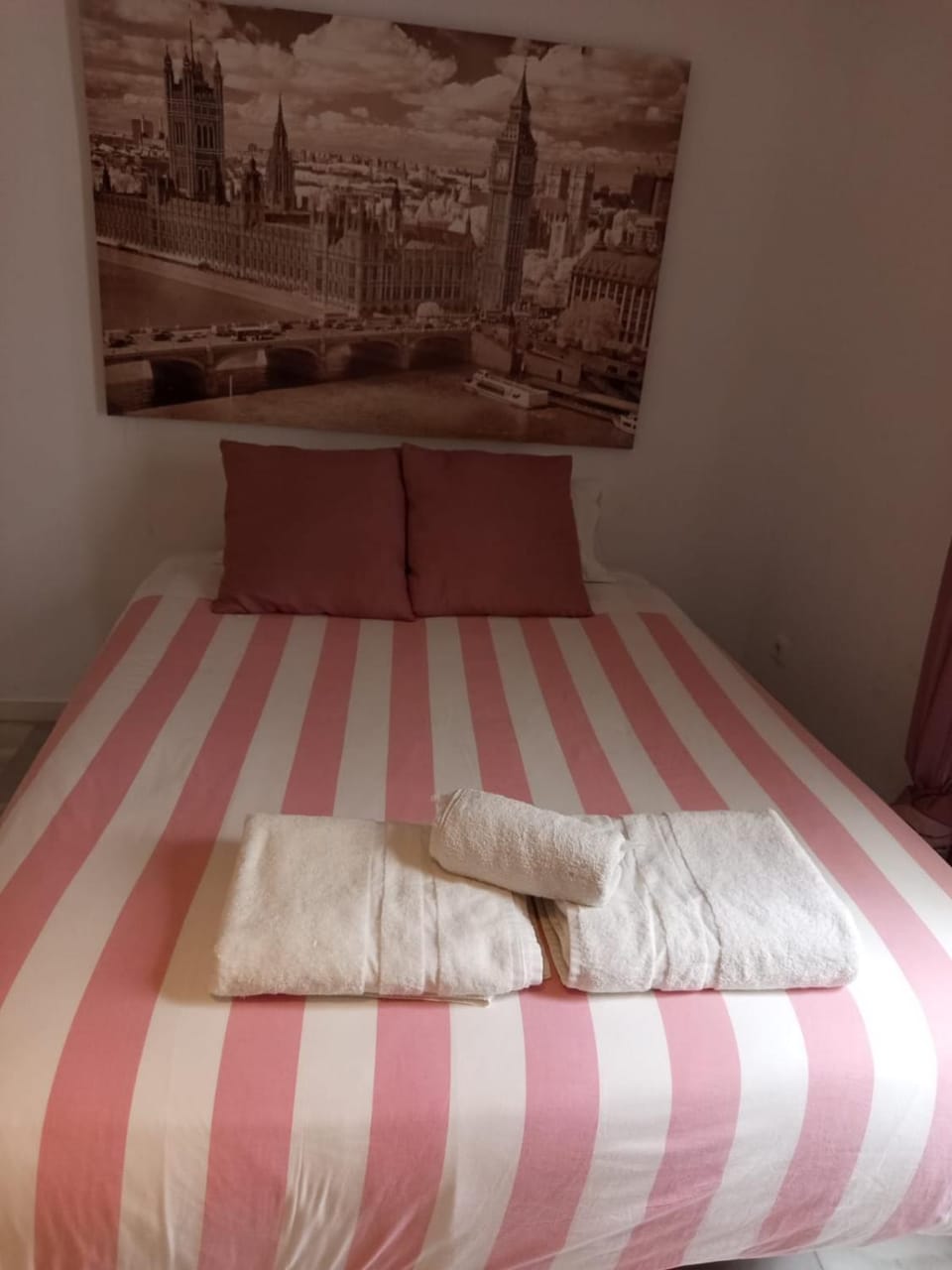Fabuloso Studio Amistad Apartment in Seville