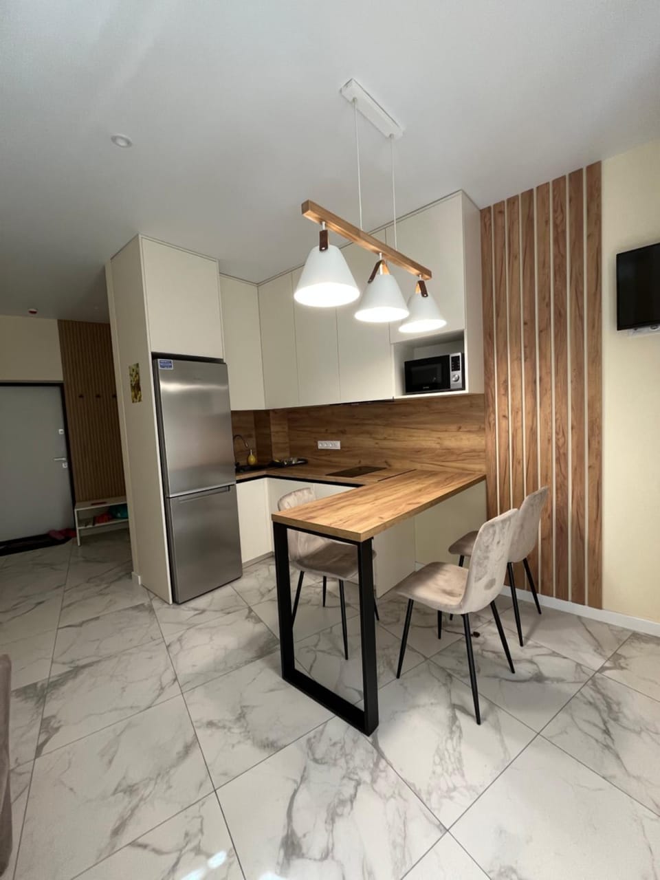 Апартаменты с 1 спальней и балконом с видом на сад Apartment in Odessa