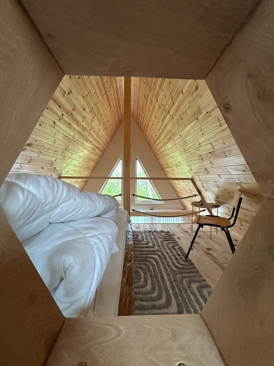 Căsuțele H - Cabana 2 A-Frame cu Ciubăr Cheile Doftanei Chalet in Prahova, Romania
