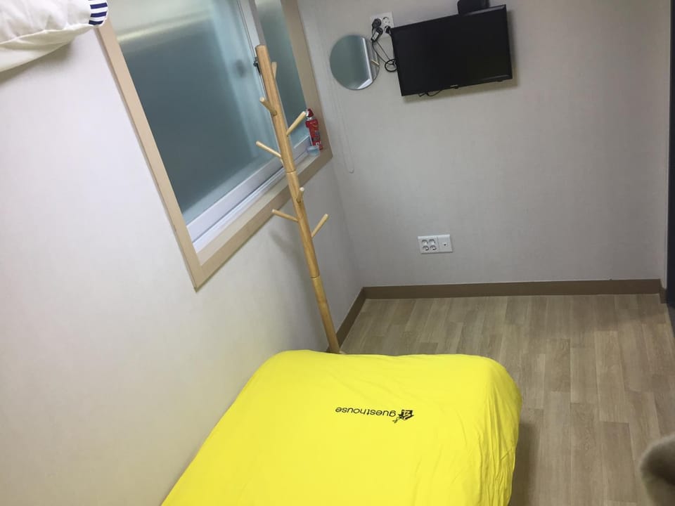 24 Guesthouse KyungHee University Bed and Breakfast in Seoul