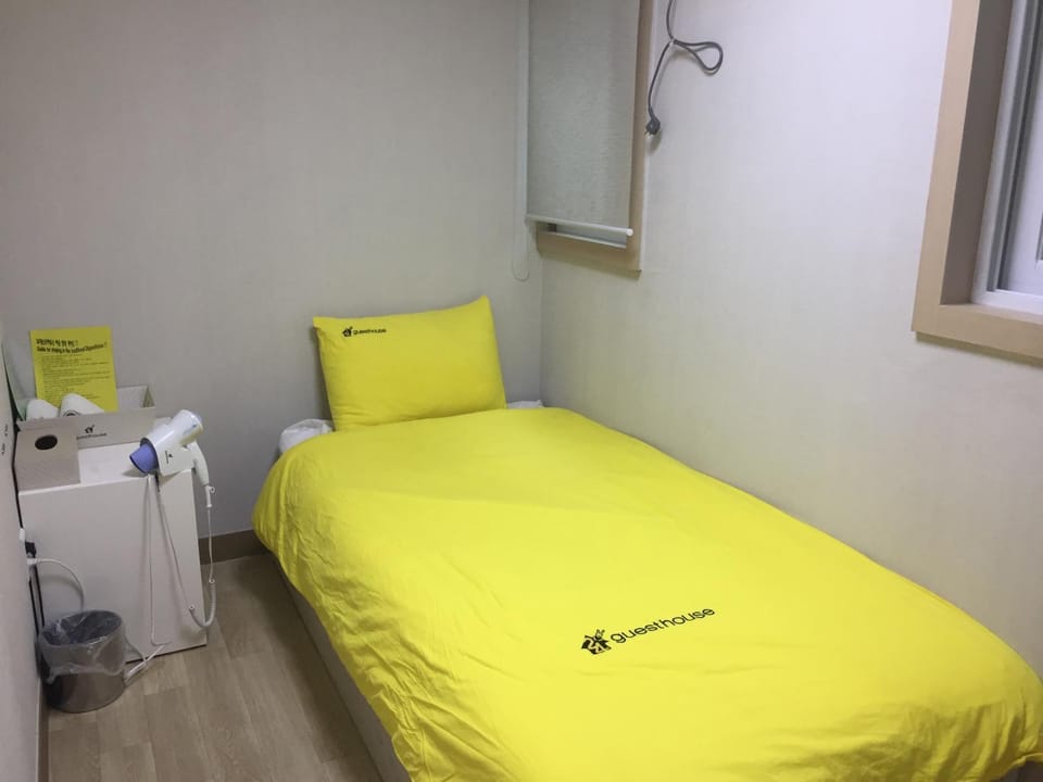 24 Guesthouse KyungHee University Bed and Breakfast in Seoul