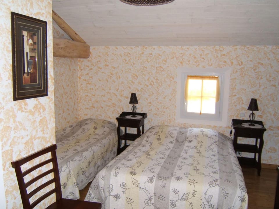 Apartment Familienzimmer bis zu 5 Personen by Interhome Apartment in Occitanie