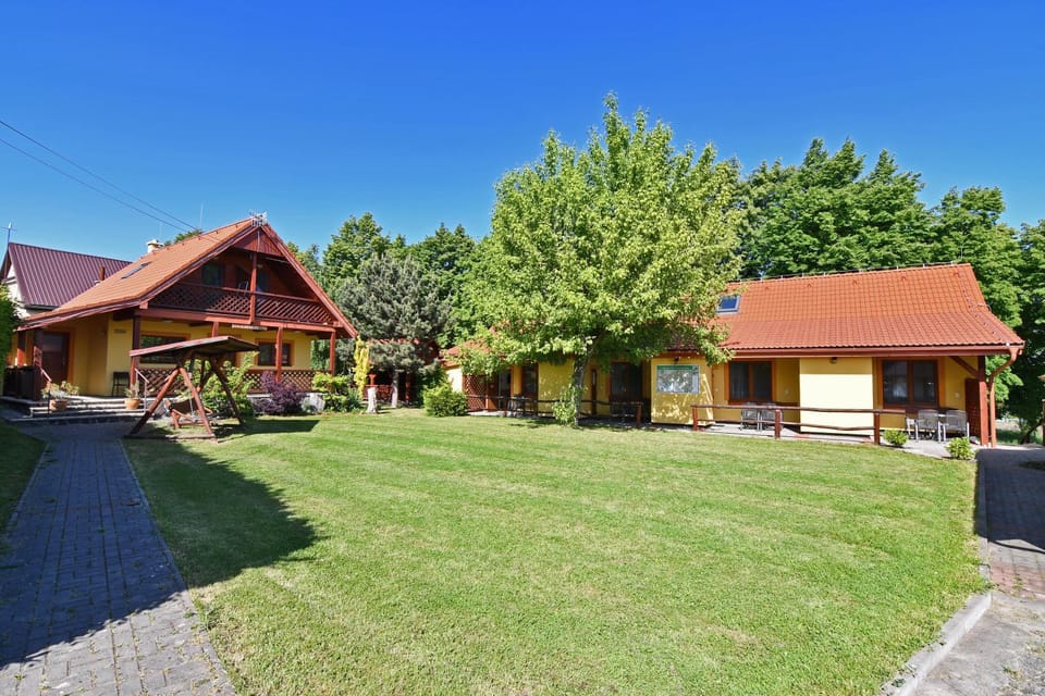 Property building, Garden