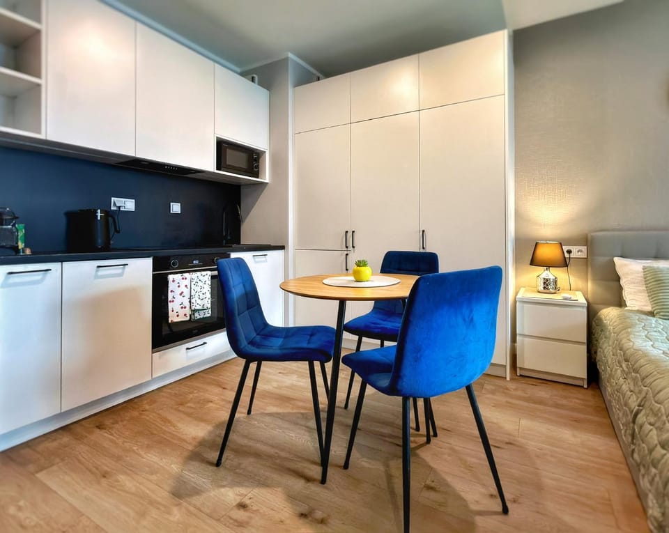 Kitchen or kitchenette, Living room, Seating area, Dining area, dishwasher, minibar, oven, pet friendly, stove
