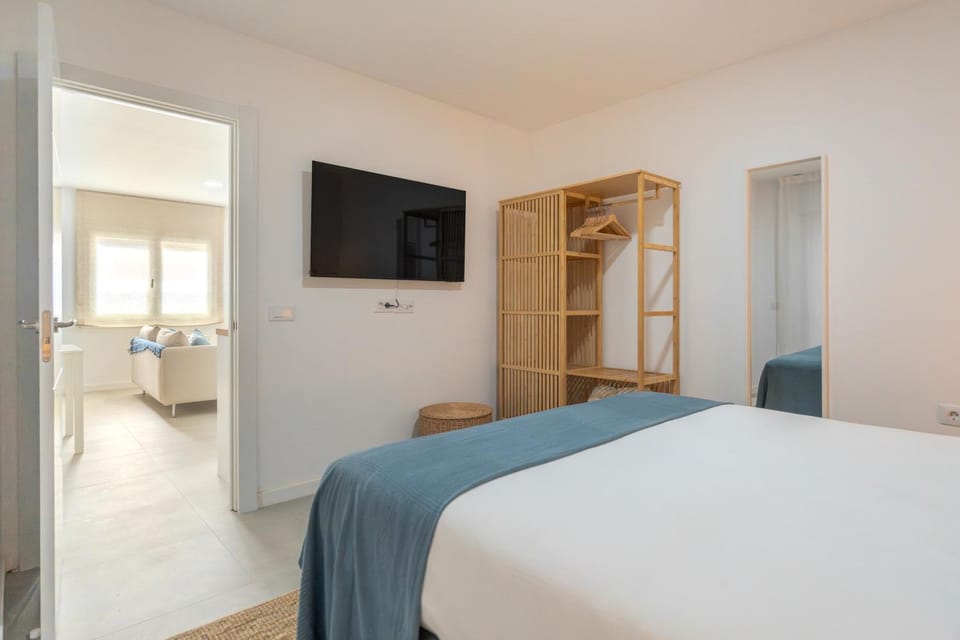 Sunny Guargacho1 Retreat-South Tenerife Apartment in Abona
