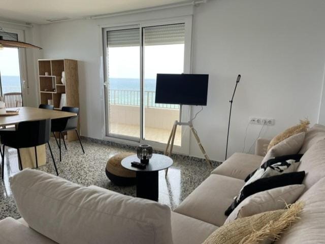 Triton Apartment in Ribera Baixa