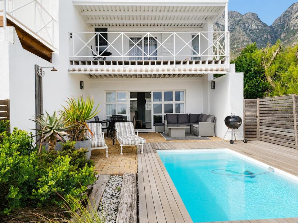 Villa Atlantica Villa in Camps Bay