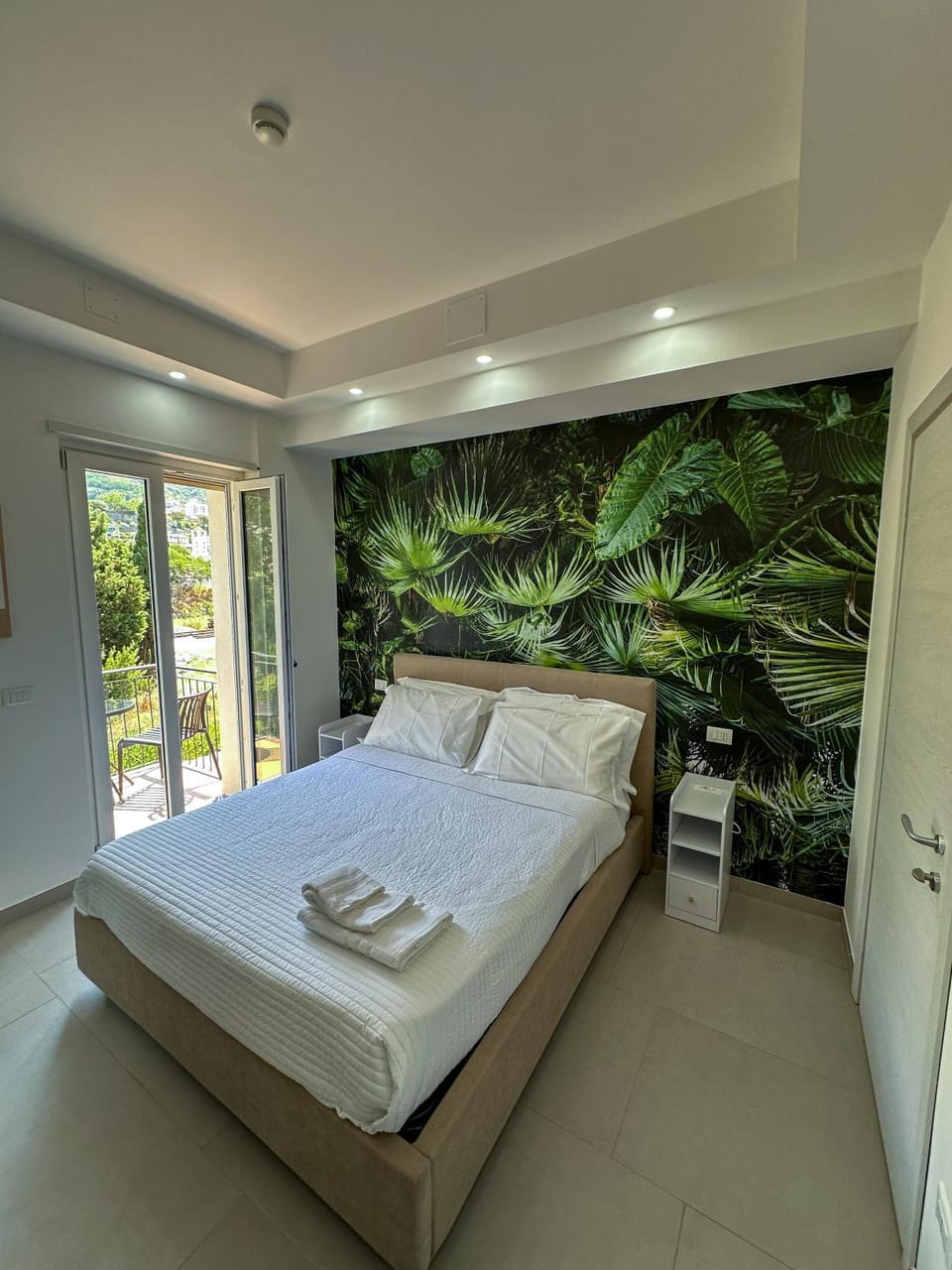 Beach House - Affittacamere Paola Bed and Breakfast in Paola