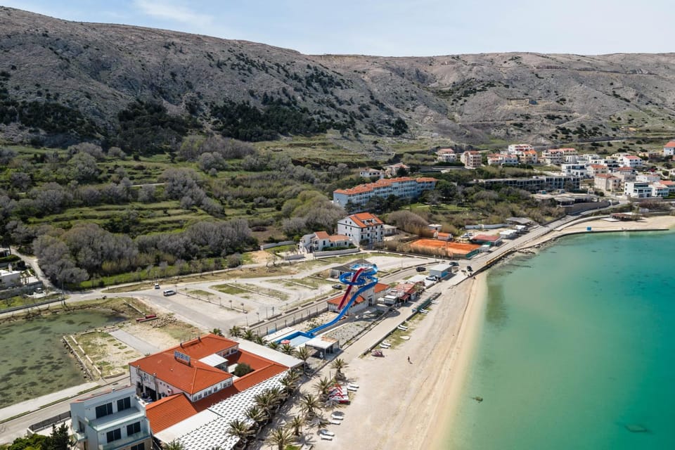 Green Oasis by Pag tours Apartment in Zadar County