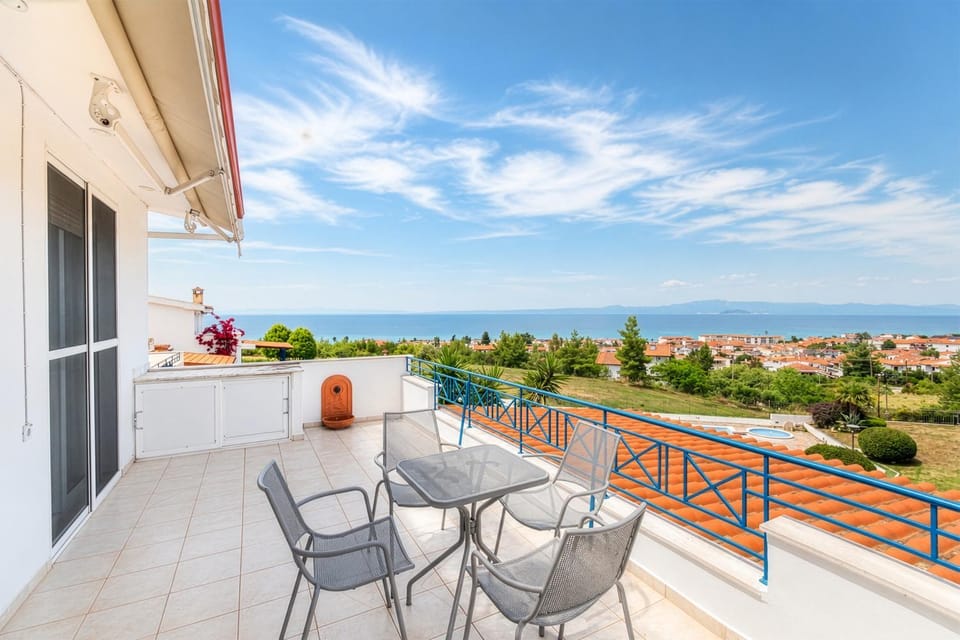 Natural landscape, View (from property/room), Balcony/Terrace, Sea view