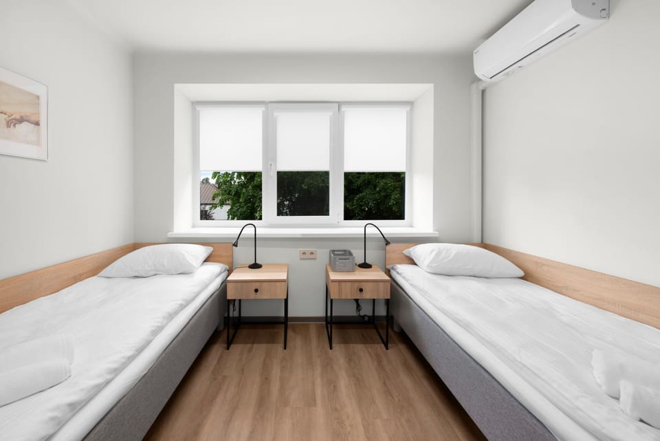 Photo of the whole room, air conditioner