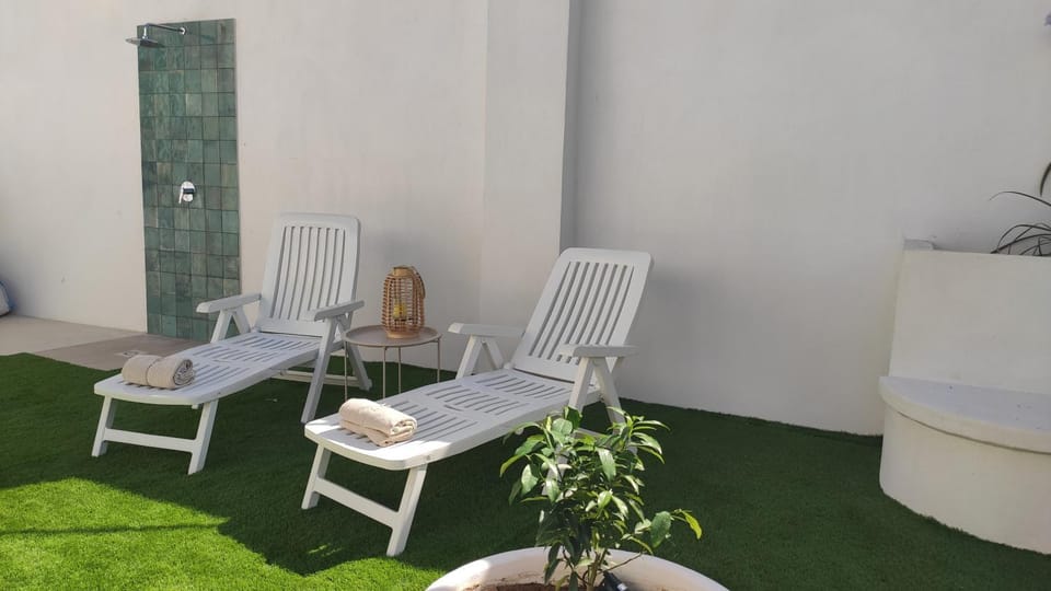 Garden, Balcony/Terrace