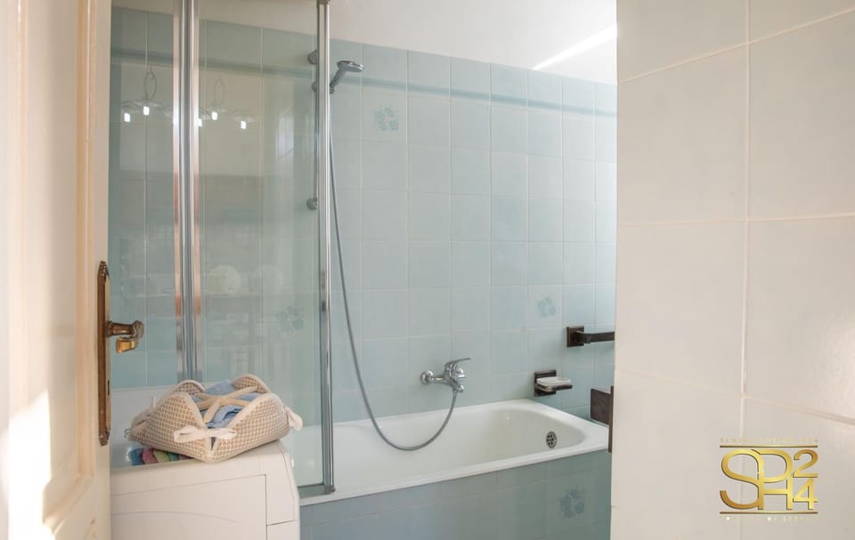Shower, Bathroom, Bath