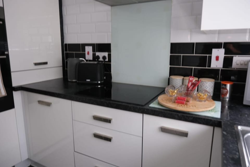 Commet Town House Apartment in Newcastle-under-Lyme