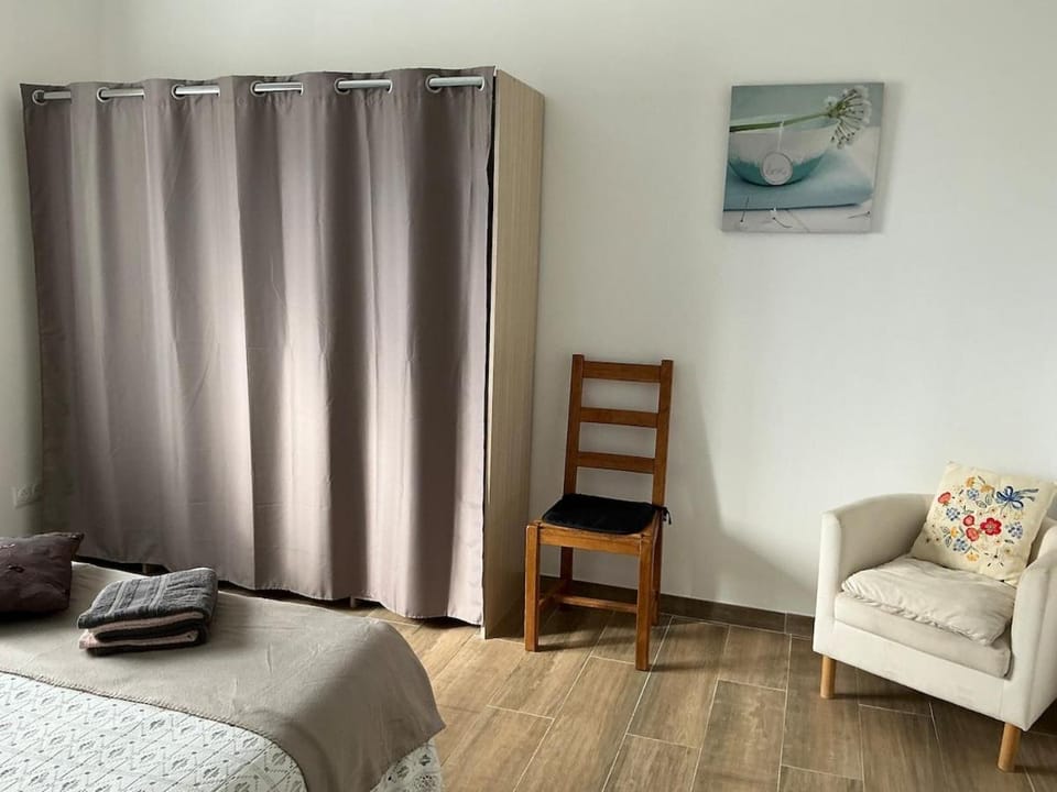 Large quiet house Apartment in Auvergne-Rhône-Alpes