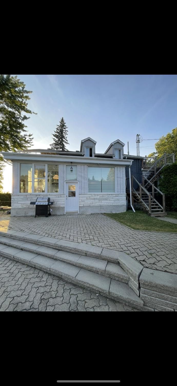 Logement paisible vue sur l'eau Apartment in Laval