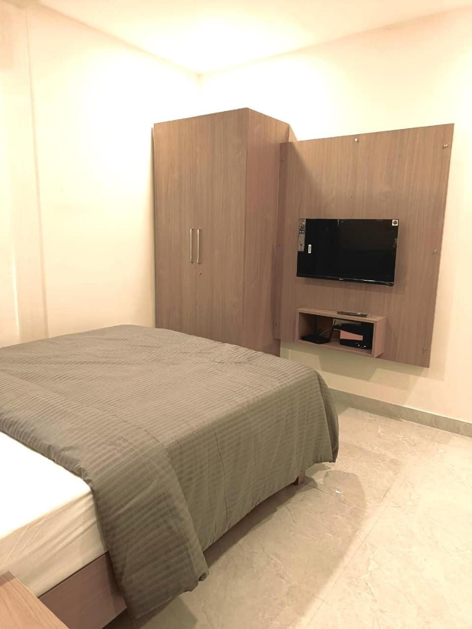 Peaceful single room stay Apartment in Karnataka