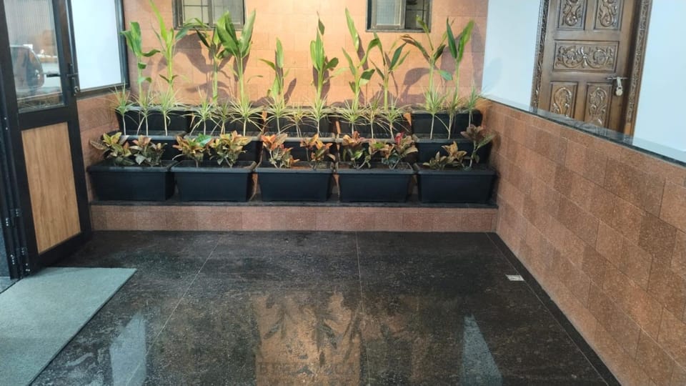 Peaceful single room stay Apartment in Karnataka