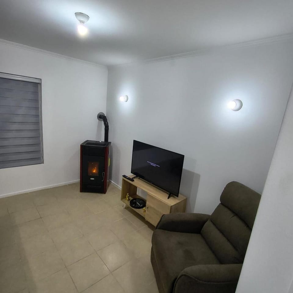 Communal lounge/ TV room, TV and multimedia, heating