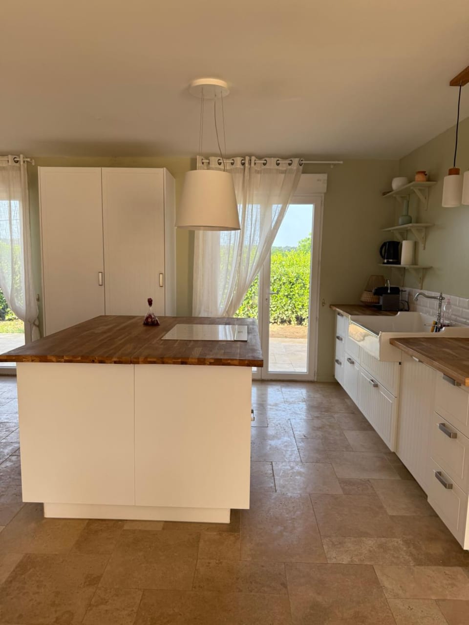 Maison entière avec piscine proche Bordeaux Villa in Nouvelle-Aquitaine