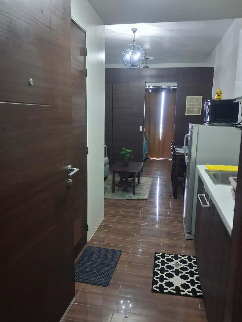 Makati condo Stay at Air residences by honey Apartment in Makati