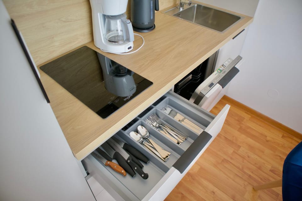 Kitchen or kitchenette, Breakfast, oven, stove, kitchen
