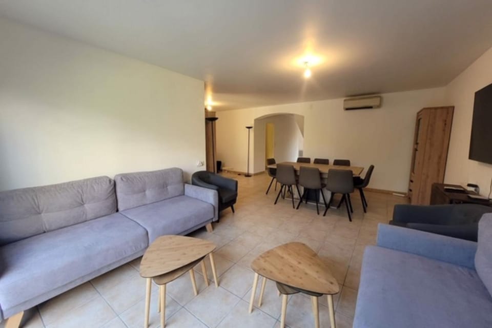 Bright house 300m from Fréjus beach House in Fréjus