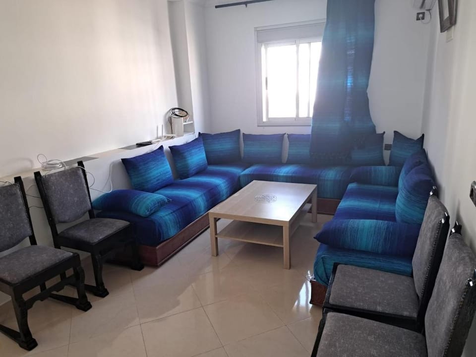 Communal lounge/ TV room, Living room, Mountain view