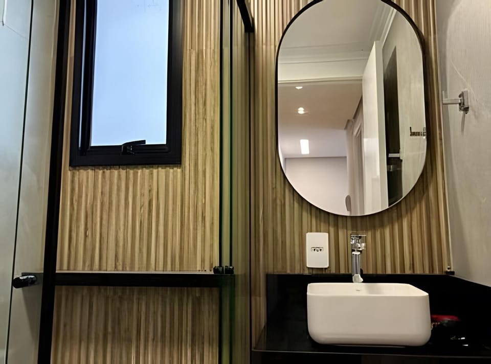 Apto 2 Quartos em Localização Privilegiada (1012) Apartment in Sao Paulo City
