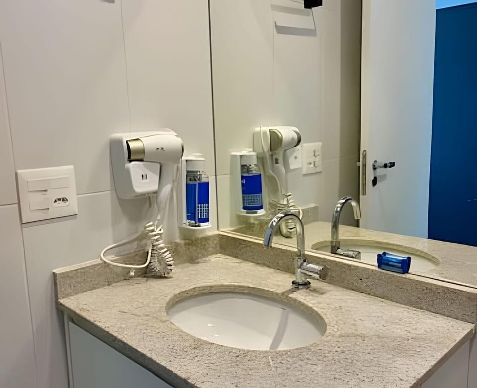 Apto de luxo com piscina incrível, academia(1505A) Apartment in Sao Paulo City