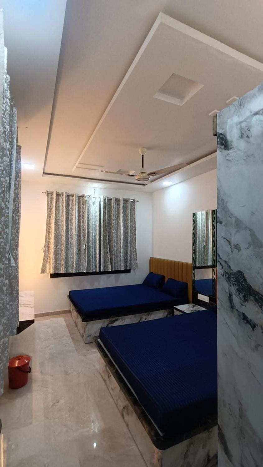 Riddhi Siddhi guest house House in Maharashtra