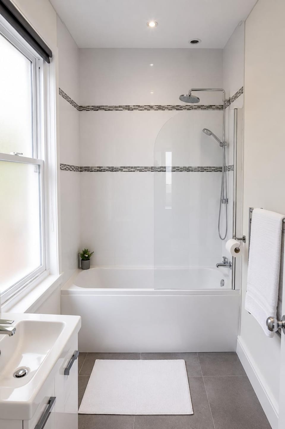 Shower, Toilet, Bathroom, Bath, towels